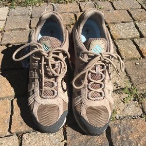 Columbia Hiking Shoes